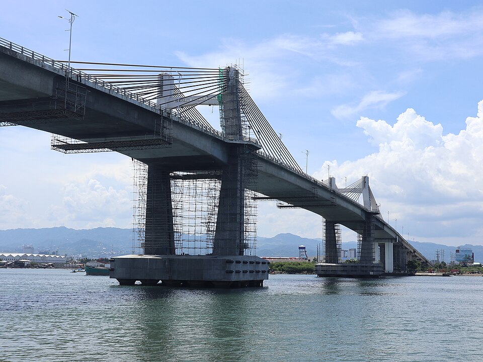 Marcelo Fernan Bridge connecting Mandaue and Mactan